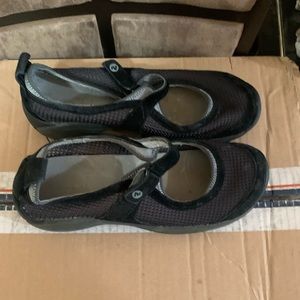 Women’s Merrell Shoes Size